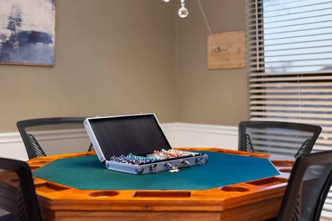 Best of Desoto - 5BR 3BA w Pool Patio BBQ Games House in DeSoto