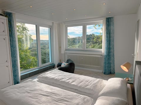 Bed, View (from property/room), Bedroom
