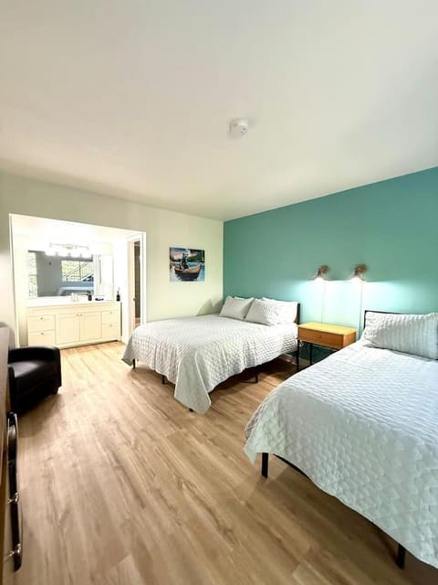 Water Vibes Studio Walk to Downtown Trolley Apartment in Eureka Springs