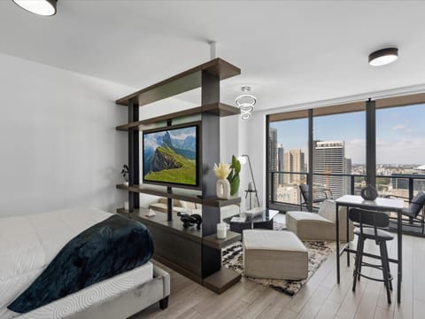 TV and multimedia, Balcony/Terrace, Living room, Dining area, Bedroom