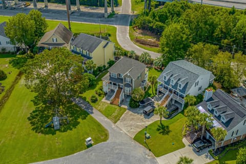 Harbour Gate Family House in Little River