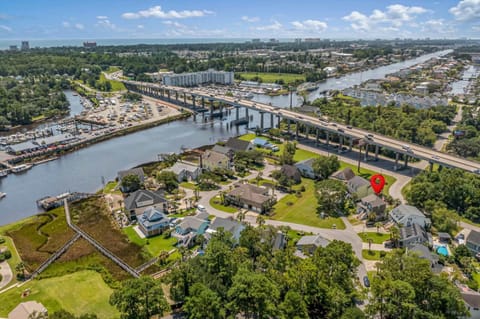Harbour Gate Family House in Little River