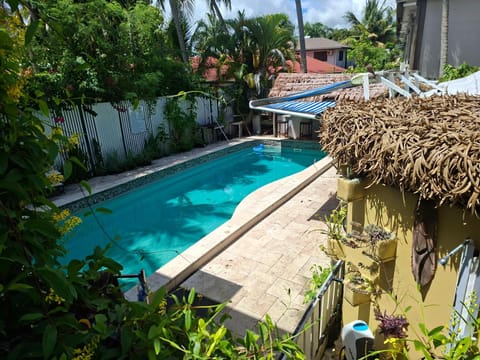 Swimming pool, Swimming pool