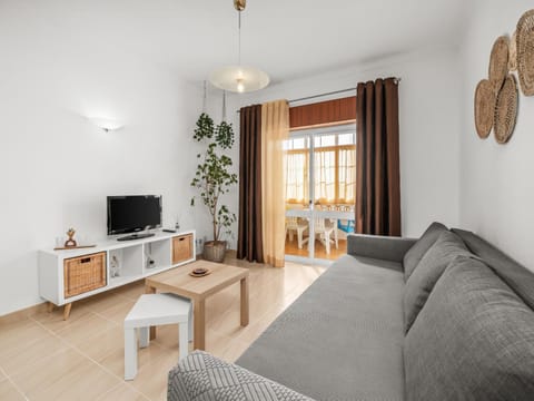 Communal lounge/ TV room, TV and multimedia
