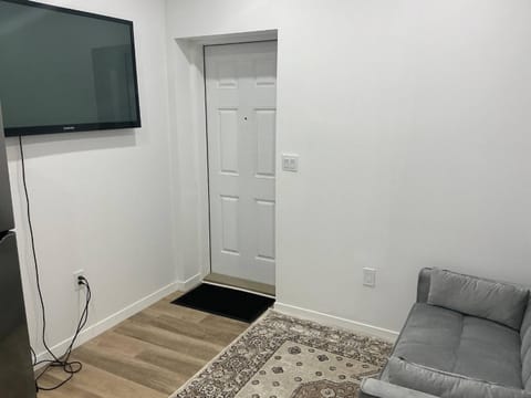 Communal lounge/ TV room, TV and multimedia, Living room