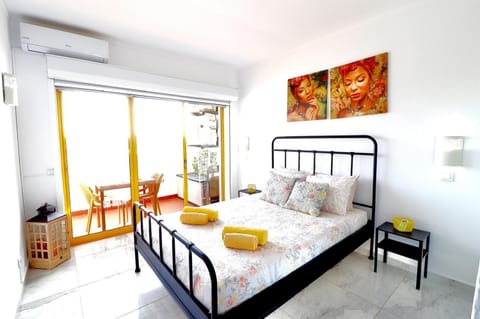 Balcony/Terrace, Photo of the whole room, Bedroom, air conditioner