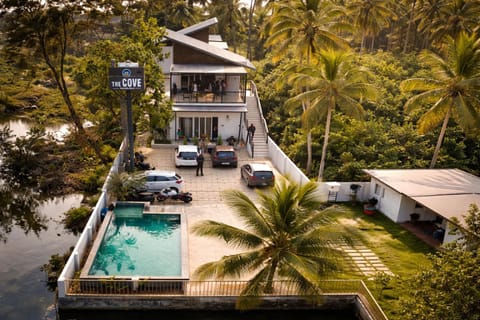 Property building, View (from property/room), Swimming pool, Parking