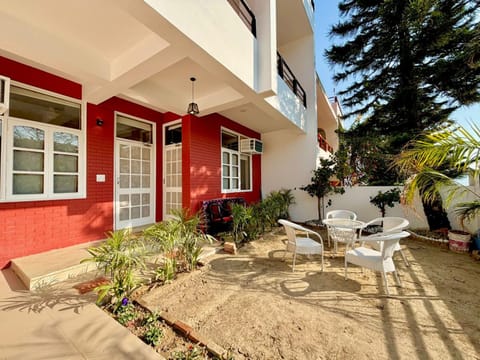 Property building, Garden