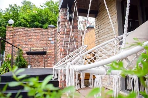 Patio, Day, Balcony/Terrace