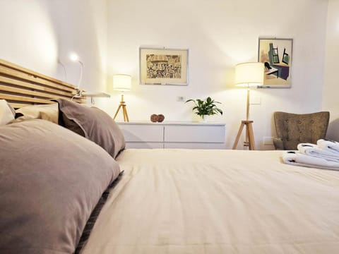 Decorative detail, Bedroom