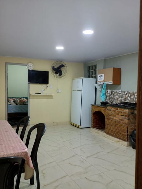 TV and multimedia, Kitchen or kitchenette, Dining area, minibar, stove