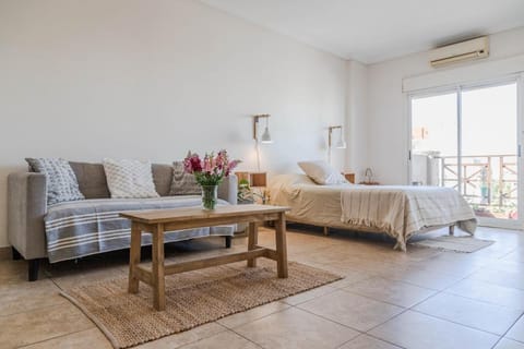 Living room, Photo of the whole room, Dining area, Bedroom, air conditioner