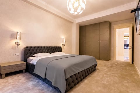 Bed, Photo of the whole room, Bedroom, bunk bed, bidet, wardrobe, wedding, wedding