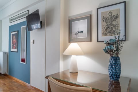 TV and multimedia, Seating area