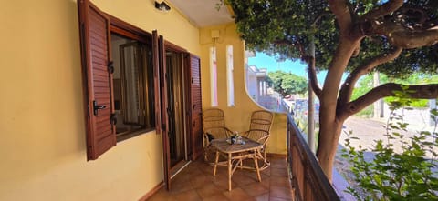 Patio, Balcony/Terrace