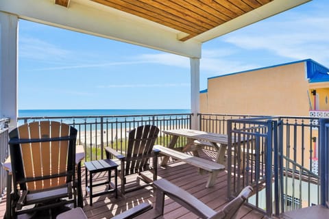 Beachfront home with pool elevator dog-friendly House in Saint George Island