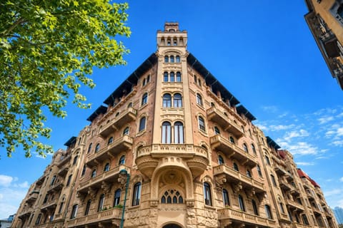 Property building, Landmark view