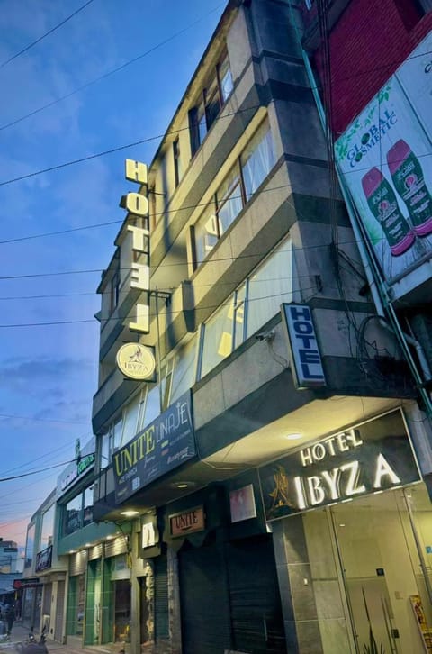 Property building, Street view