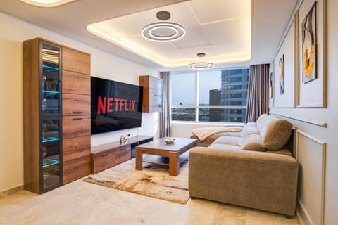 Communal lounge/ TV room, TV and multimedia, Living room, Seating area, Evening entertainment