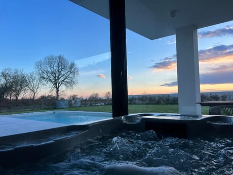 Natural landscape, Hot Tub, Pool view, Swimming pool, Sunset