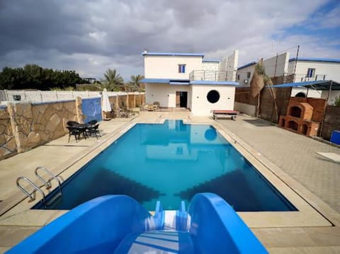 Property building, BBQ facilities, Swimming pool