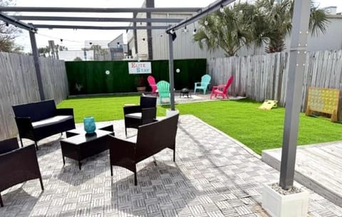 Patio, Seating area