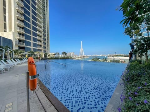 Free housekeeping visits during your stay - StayShort - Spacious 2BR in Dubai Marina Luxury Living Apartment in Dubai