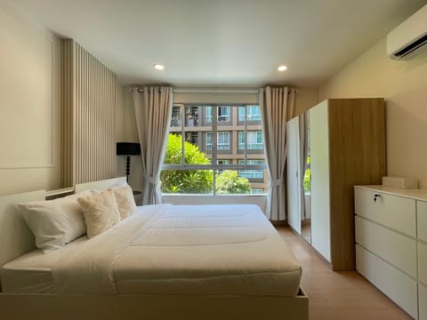 Bed, Bedroom, wardrobe
