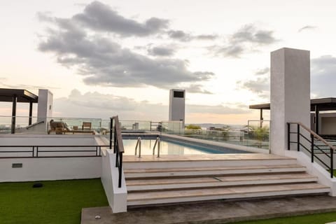 Property building, Swimming pool