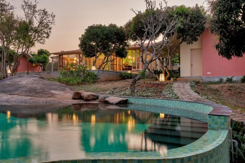 Property building, Day, Natural landscape, Garden, Garden view, Pool view, Swimming pool, Swimming pool