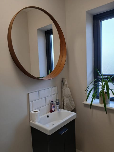 Private room in shared house at Casa de Charlie Vacation rental in Lisburn