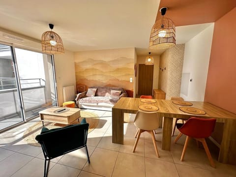 Balcony/Terrace, Living room, Dining area