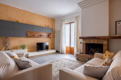 Spring, Summer, Living room, Autumn