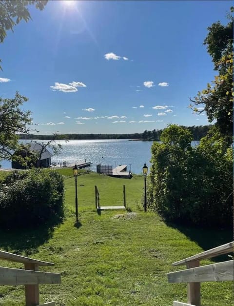 Garden view, Sea view