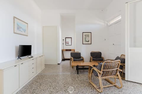 Beachside Apartments - Vista Apartment in Sardinia