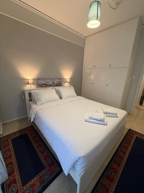 Bed, Photo of the whole room, Bedroom, towels, wardrobe