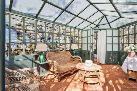 Bed, Activities, BBQ facilities, Bathroom, Balcony/Terrace, Dining area, Beach, Bedroom, Bath, acessibility