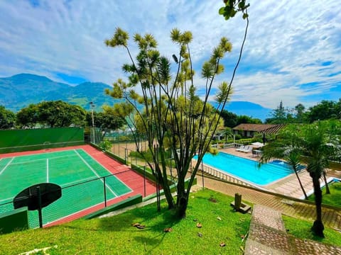 View (from property/room), Pool view, pet friendly