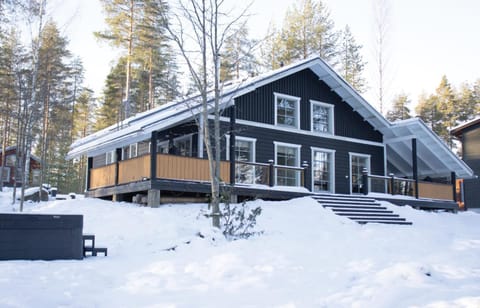 Property building, Winter