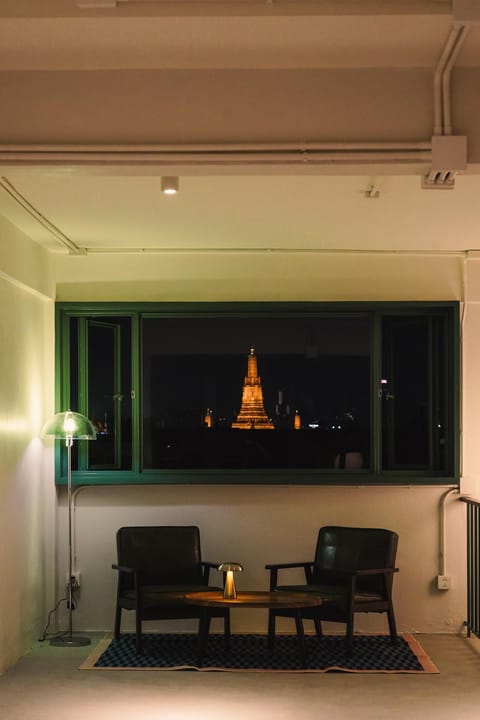 View (from property/room), Seating area, Landmark view