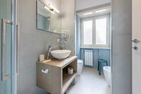 Bianca Rome Guest House Bed and Breakfast in Rome