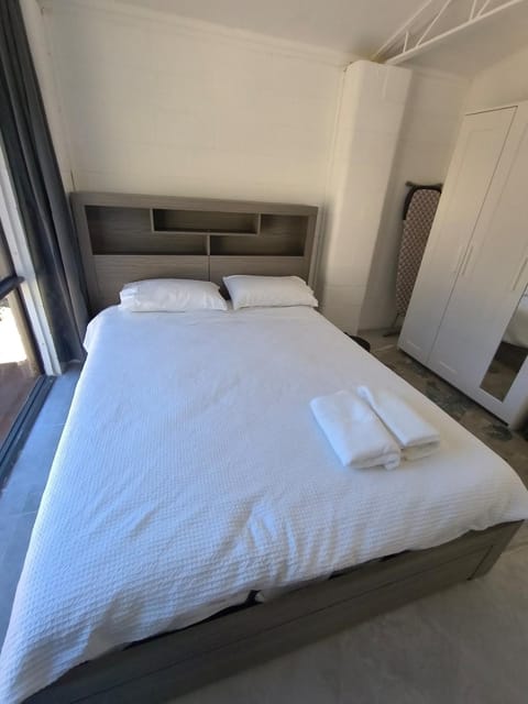 Bedroom, wardrobe