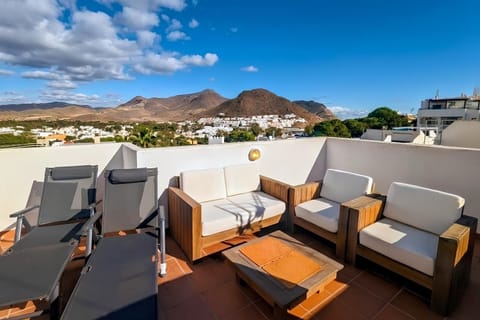Balcony/Terrace, Mountain view, sunbed