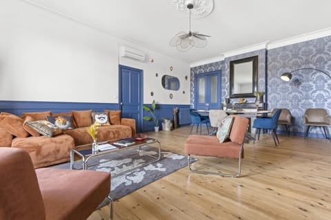 TV and multimedia, Living room, Dining area, air conditioner