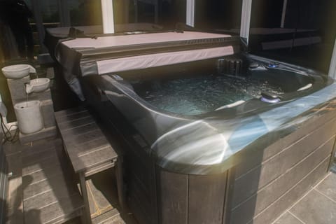 Elegant Portree Hamara Cottage with Hot Tub House in Portree