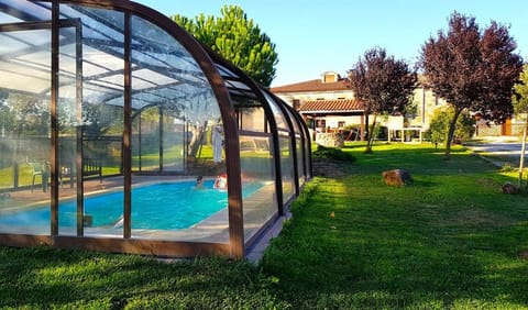 Garden, Swimming pool