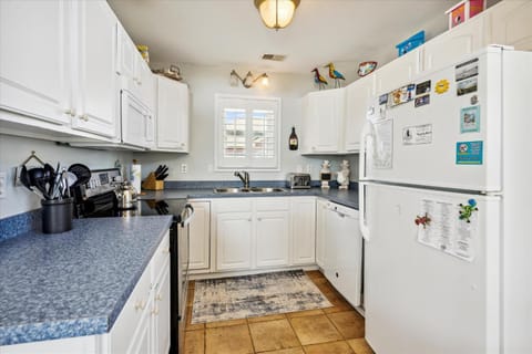 1749 - The Cat's Meow House in Corolla