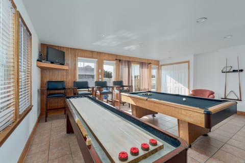 5570 - Atlantis House in Nags Head