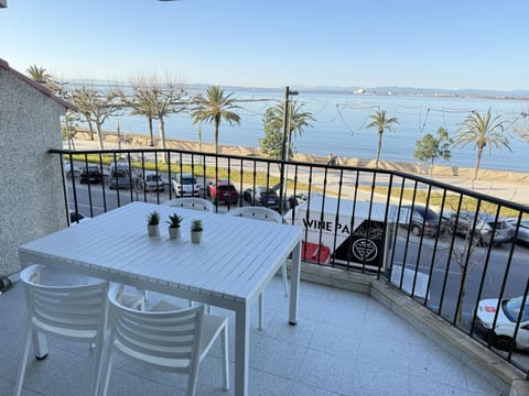 Sea view, Sea view