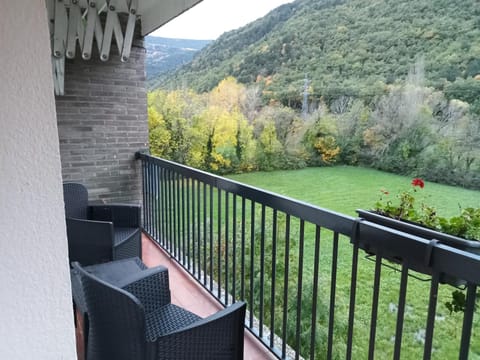 Garden, View (from property/room), Balcony/Terrace, Mountain view